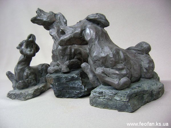 Караокэ. Бронза, камень. Н-19см. 2008г.