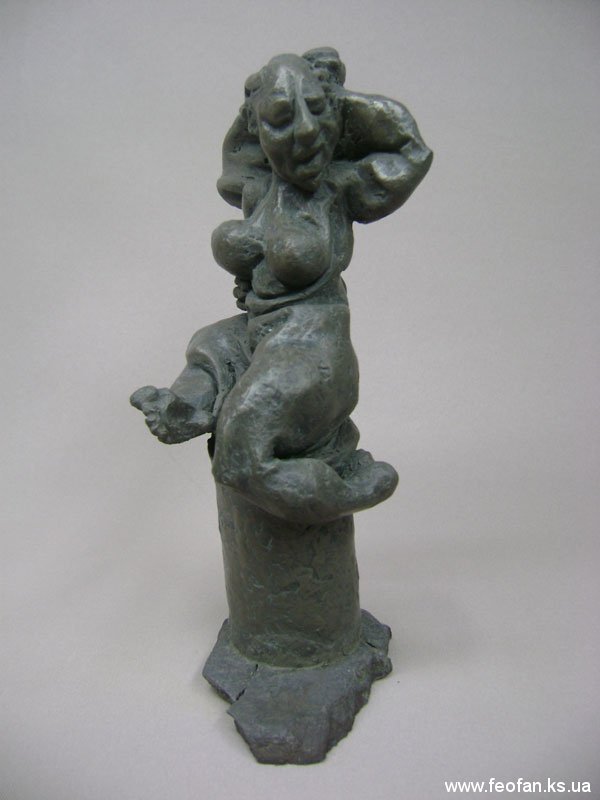 Нирвана. Вакханка Нюрка. Бронза, камень. Н-25см. 2008г.