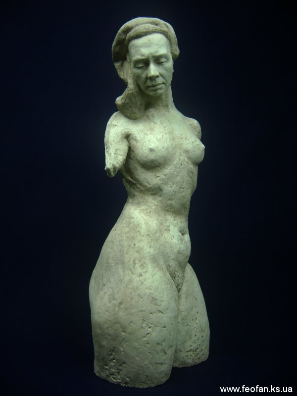 Импрессия Персеиды. Искусственный камень. Н-47см. 2001г.