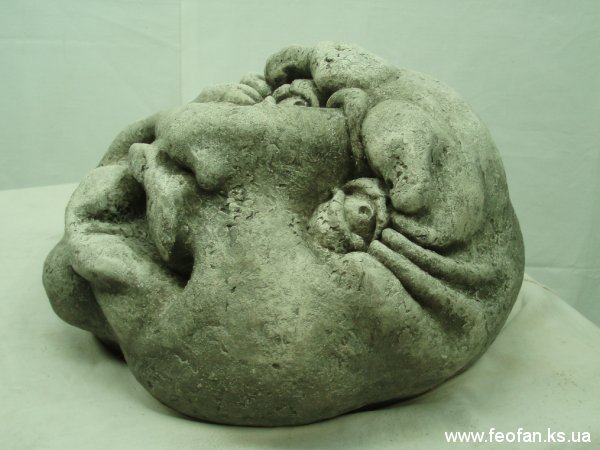 Каменные головы. Борюсик. Искусственный камень. Н-17см.о26см. 2006г.