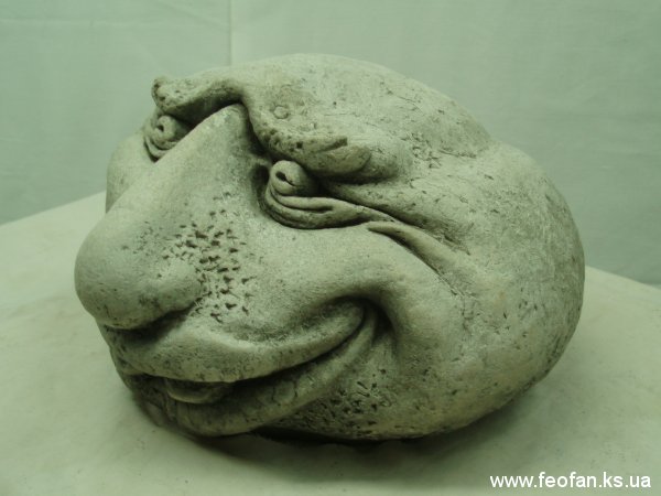 Каменные головы. Нюма. Искусственный камень. Н-15см.о21см. 2006г.