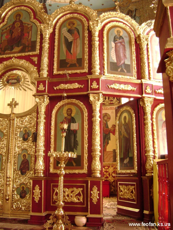 Иконостас и Киоты в интерьере церкви Св.Марии Магдалины. г.Одесса. Н-6м.х12м. Иконостас и Киоты в интерьере церкви Св.Марии Магдалины. г.Одесса. Н-6м.х12м.