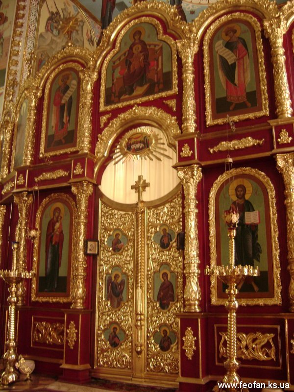 Иконостас и Киоты в интерьере церкви Св.Марии Магдалины. г.Одесса. Н-6м.х12м. Иконостас и Киоты в интерьере церкви Св.Марии Магдалины. г.Одесса. Н-6м.х12м.