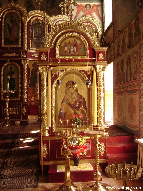 Иконостас и Киоты в интерьере церкви Св.Марии Магдалины. г.Одесса. Н-6м.х12м. Иконостас и Киоты в интерьере церкви Св.Марии Магдалины. г.Одесса. Н-6м.х12м.