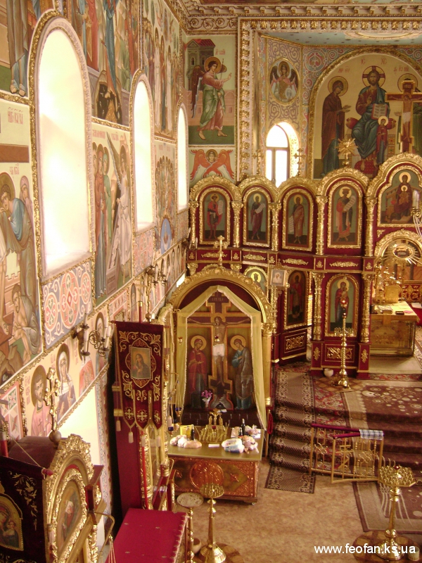 Иконостас и Киоты в интерьере церкви Св.Марии Магдалины. г.Одесса. Н-6м.х12м. Иконостас и Киоты в интерьере церкви Св.Марии Магдалины. г.Одесса. Н-6м.х12м.